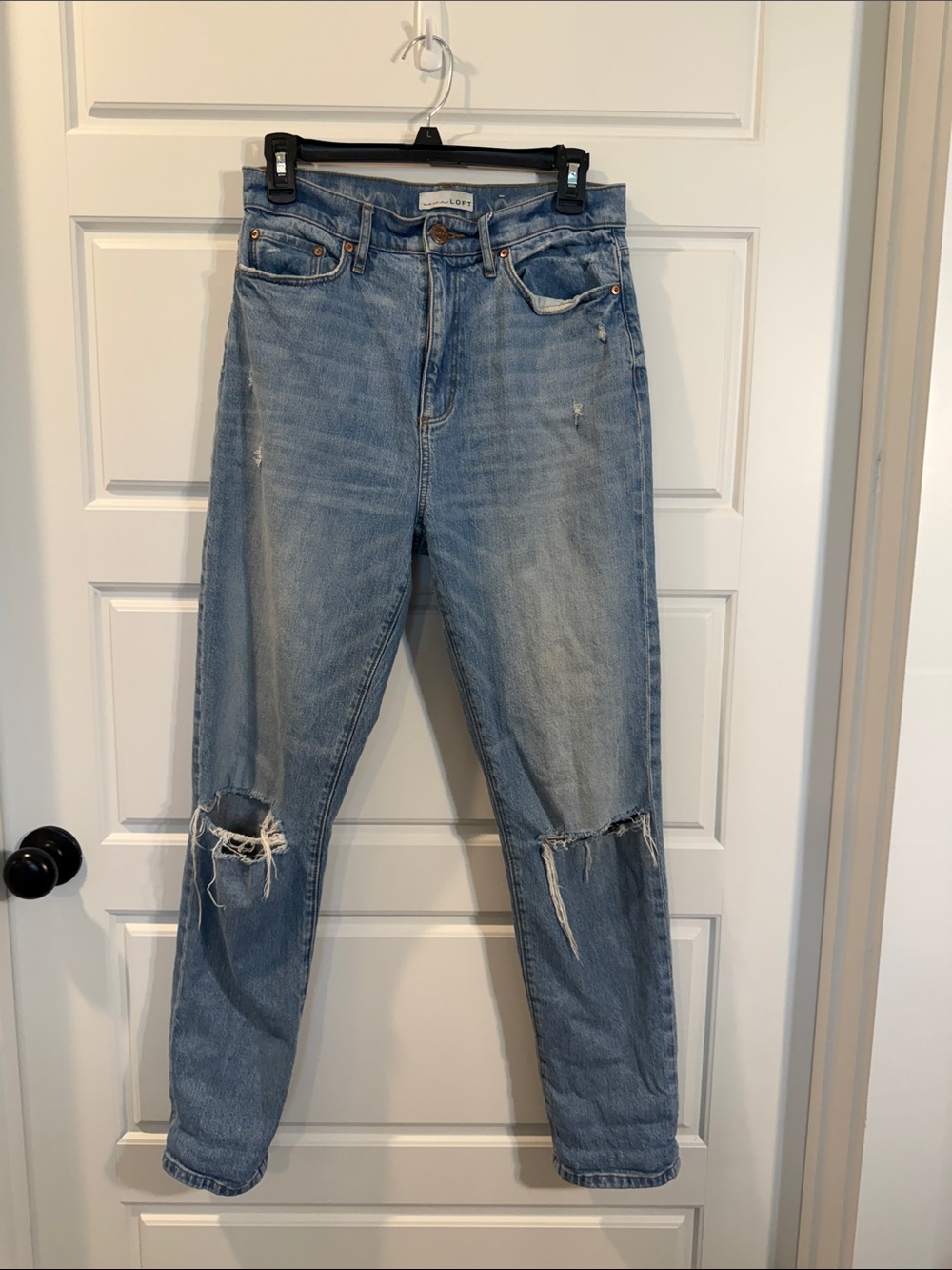 Loft distressed jeans size 26/2 - Picture 2 of 5